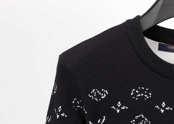 ブランドセーター着用イメージ